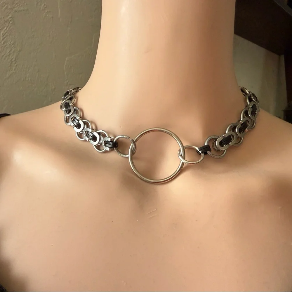 Gods of Enthru Black and Silver Choker